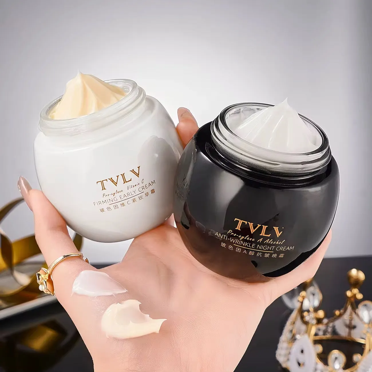 كريم الوجه للتفتيح و مكافحة شيخوخة - Face cream for lightening and anti-aging